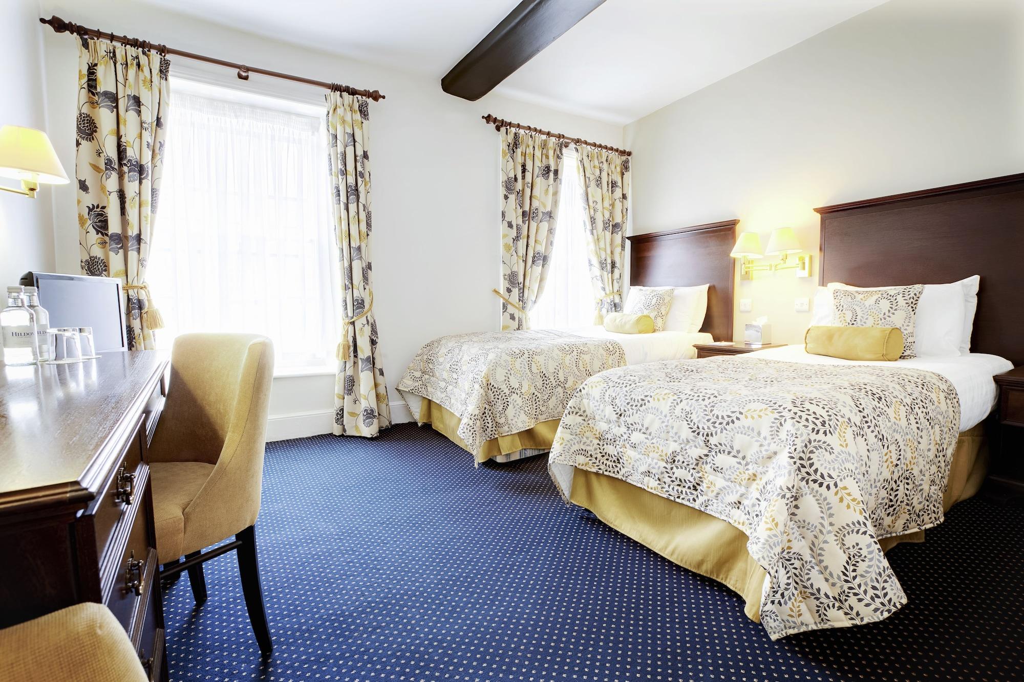 Hotel Sleeping Bear