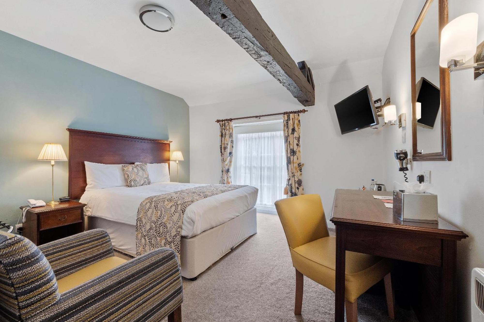 Hotel Sleeping Bear 3*