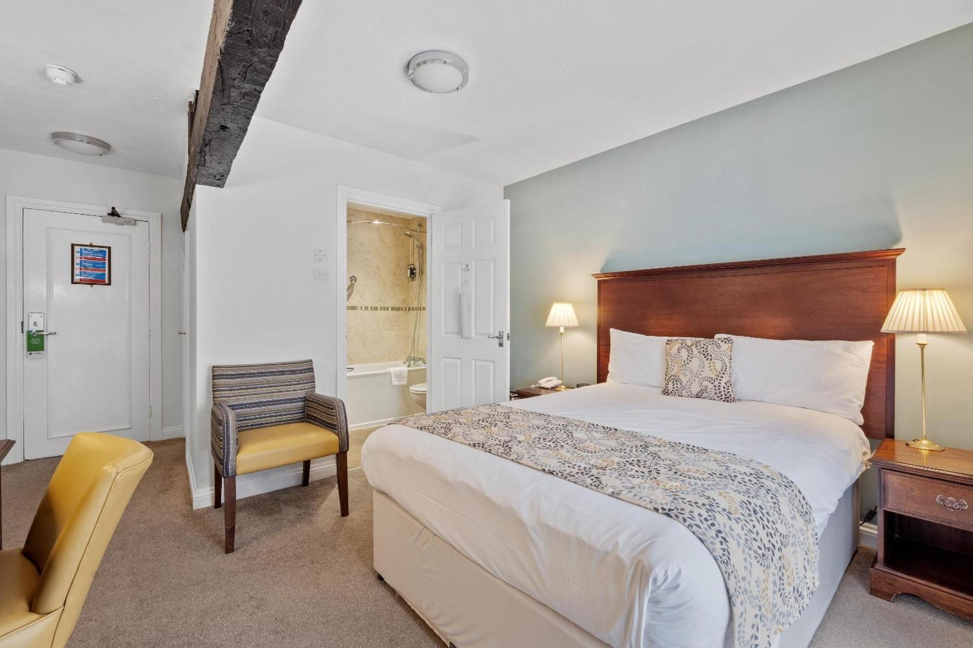 Sleeping Bear Hotel