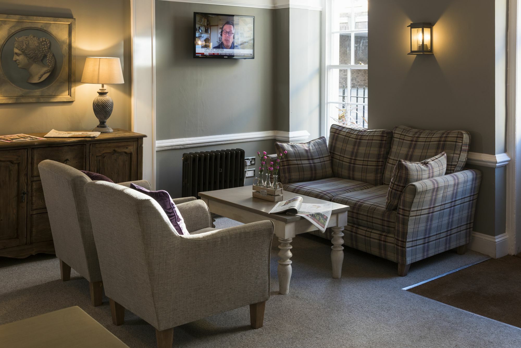 Sleeping Bear Hotel 3*